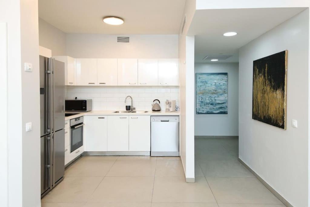 Lovely 2 Bedroom Apt. Haneviim Boutique *