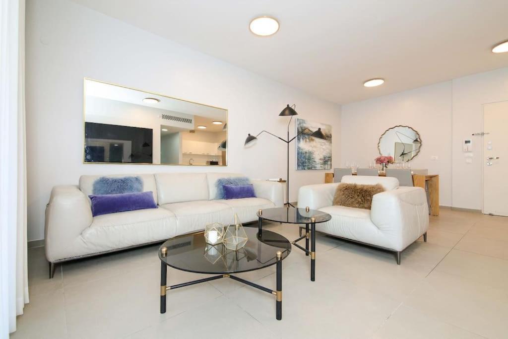 Lovely 2 Bedroom Apt. Haneviim Boutique